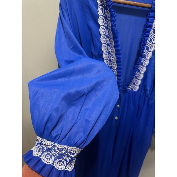 VTG 100% American Union Made ILGWU Embroidered Lace Ruffled Trim Romper Gown Med - Picture 4 of 10